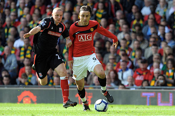 尽管年芳仅 尽管年芳仅